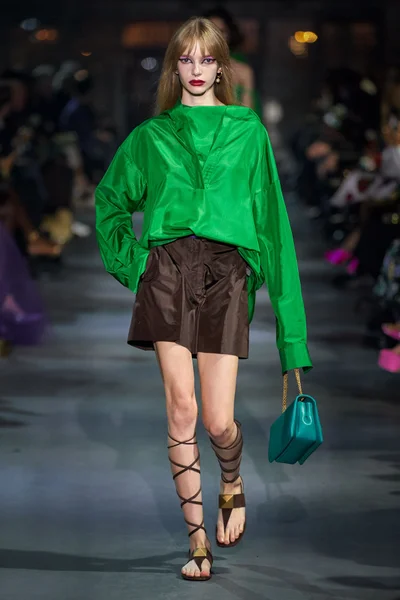 Look 51